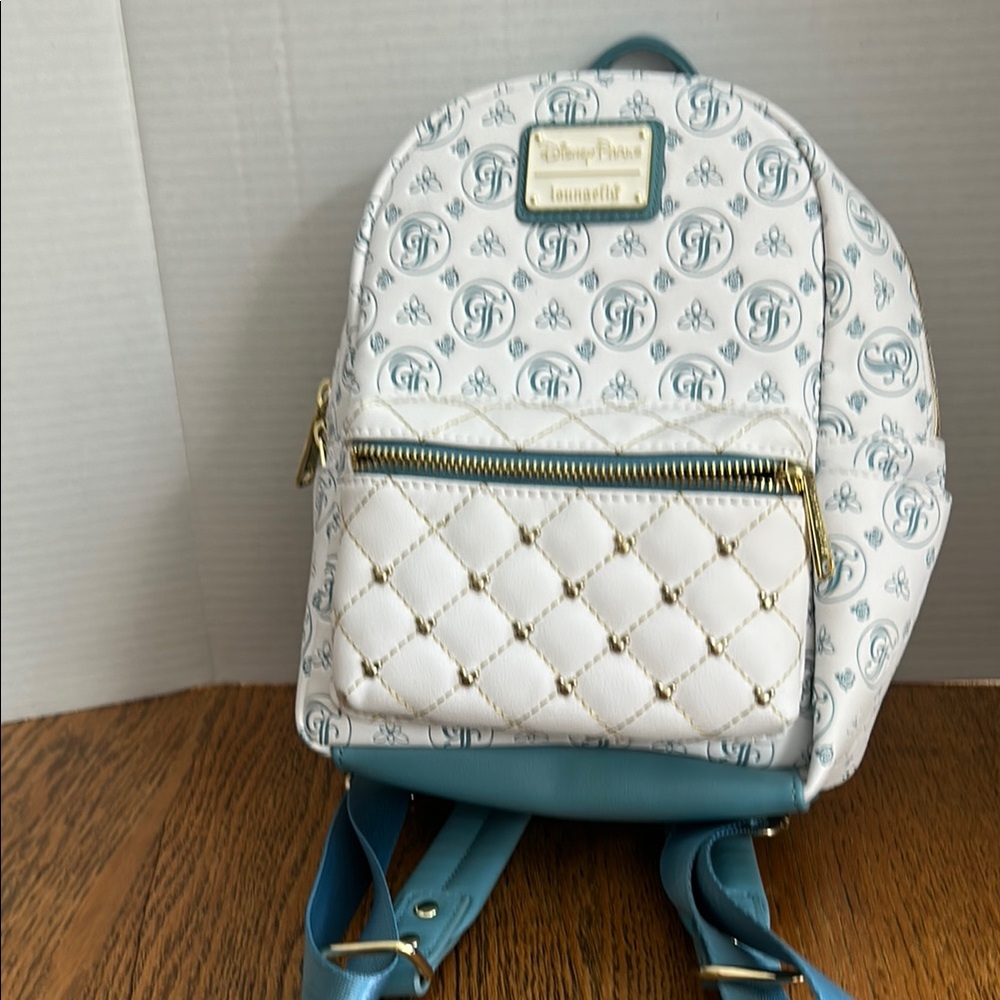 Disney Limited, edition grand Floridian, white blue and gold bag backpack 11 x 8